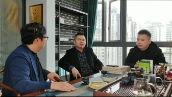 3月22日朱總前往客家聯(lián)誼商會進行訪談